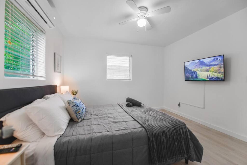 Beautiful Apt 2/2 Near The Beach Miami Luaran gambar